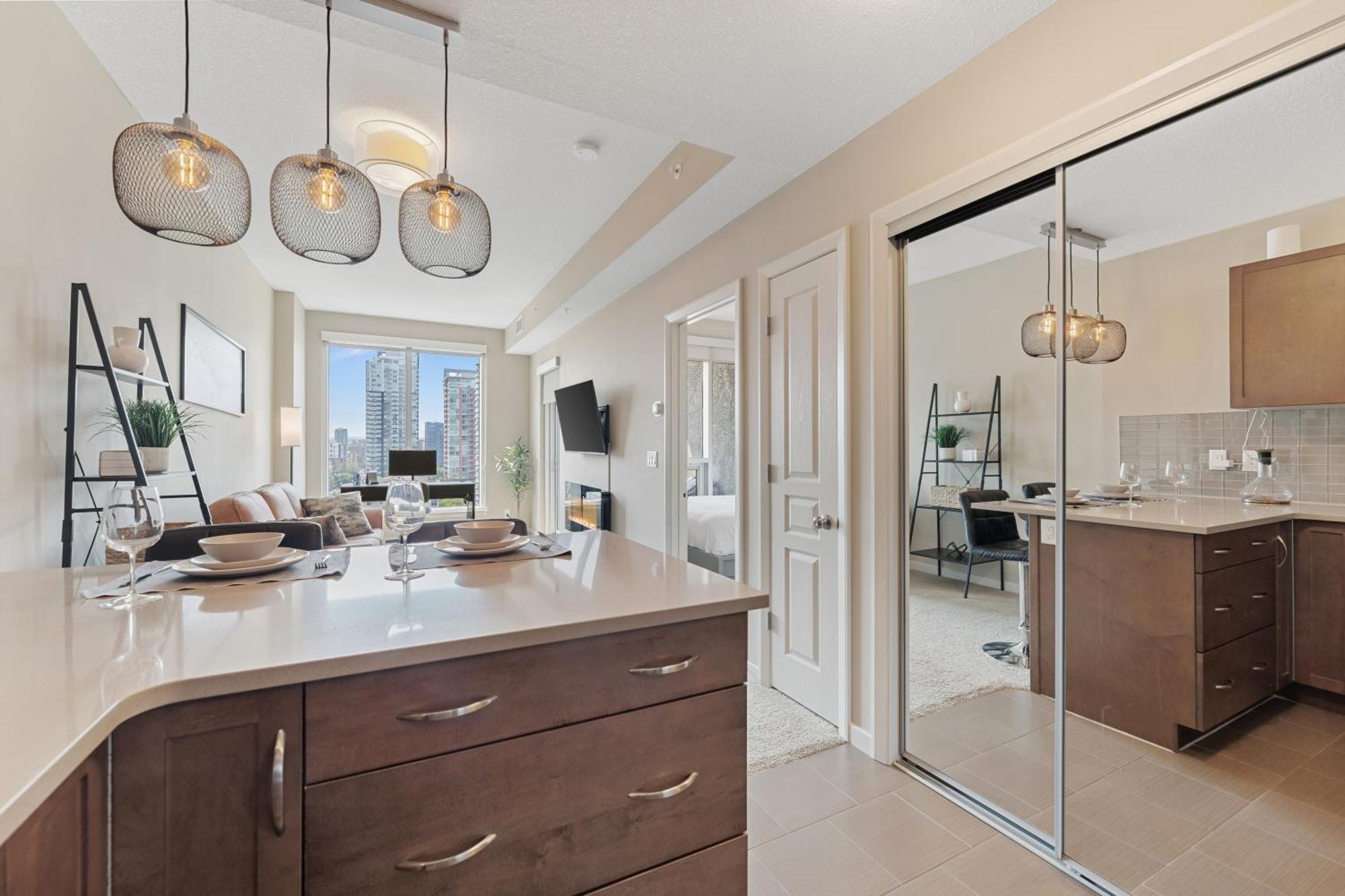 Heart Of Downtown Calgary Spacious Luxury Condo With Stunning Views And Premium Amenities Luaran gambar